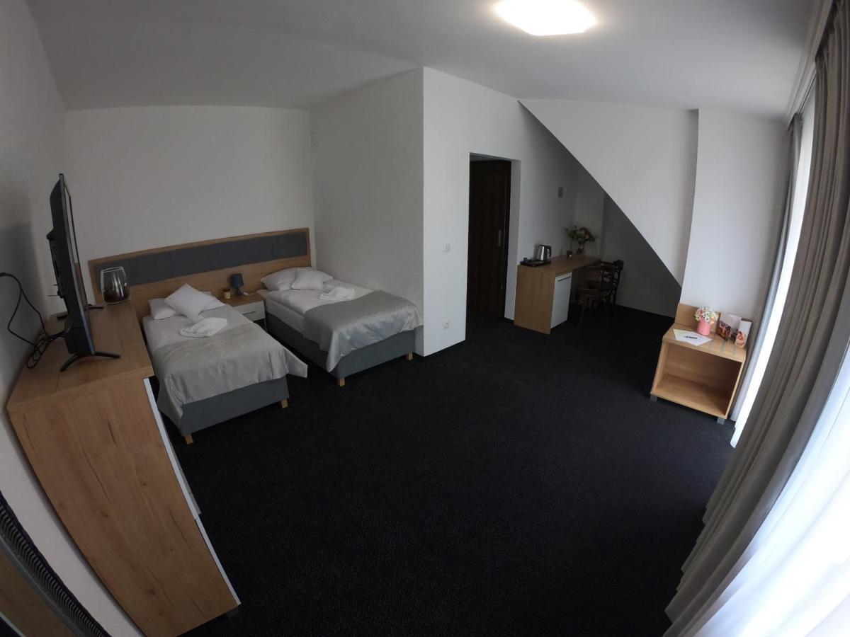 Hotel Tanzanit Jesiona Екстериор снимка