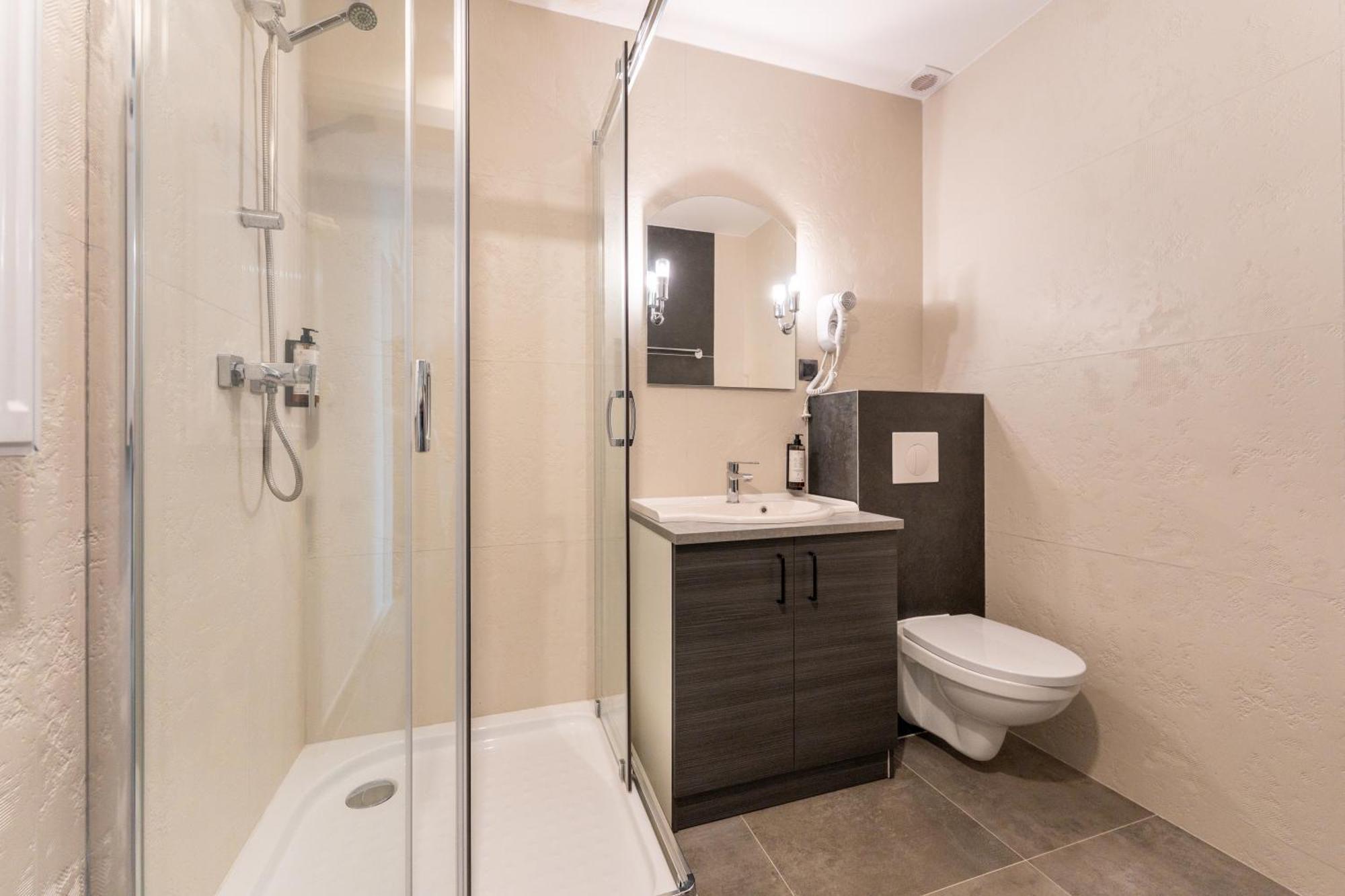 Hotel Tanzanit Jesiona Екстериор снимка