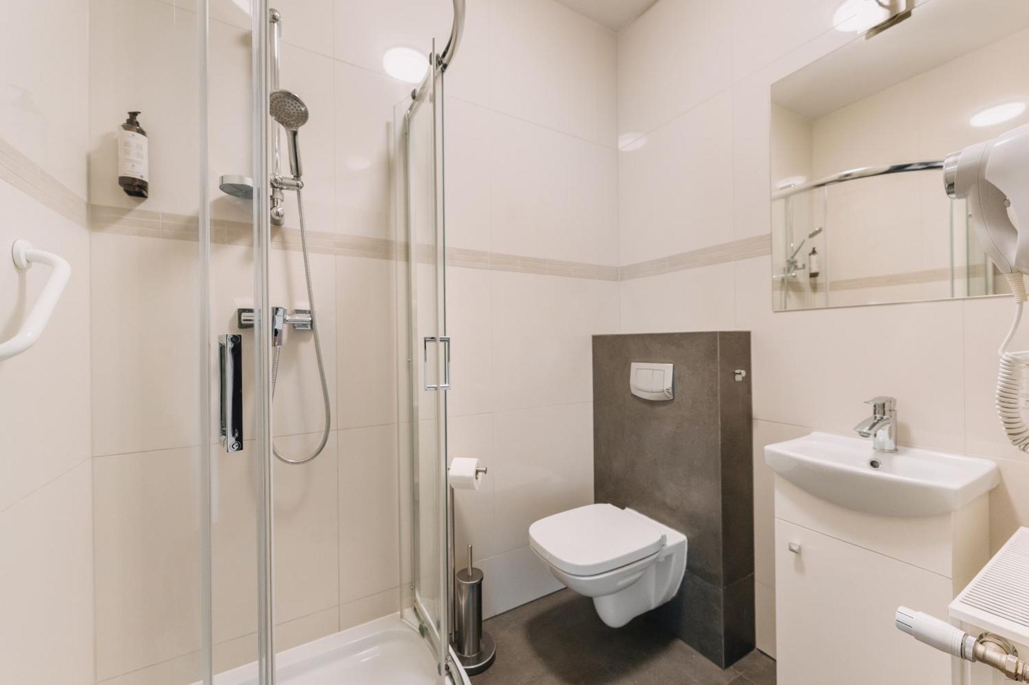 Hotel Tanzanit Jesiona Екстериор снимка