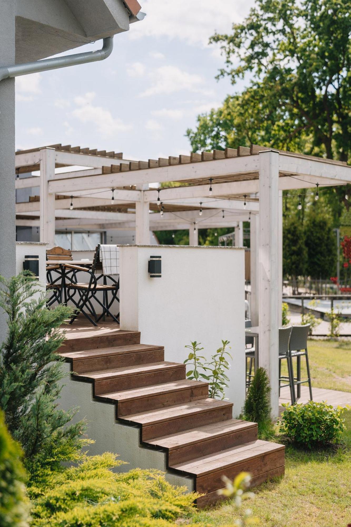 Hotel Tanzanit Jesiona Екстериор снимка
